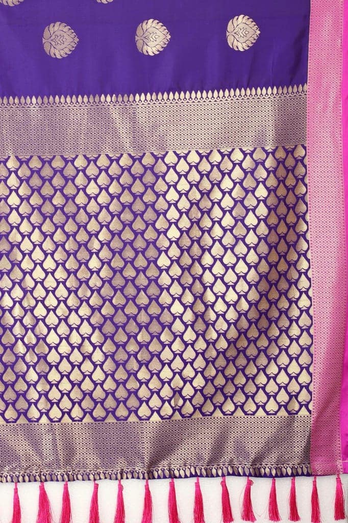 Designer Heavy Border Weaving Work With Rich Pallu and Jalar view 5