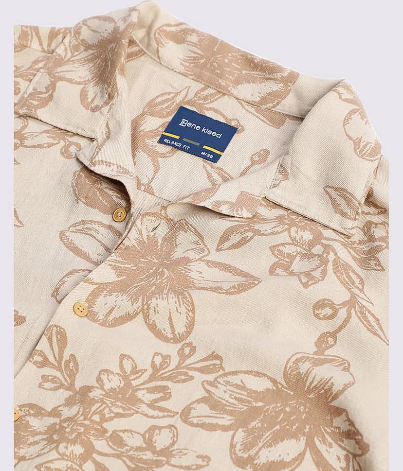 Bene Kleed Linen Relaxed Fit Printed Half Sleeves Cuban Collar Men's Casual Shirt (Beige) view 2
