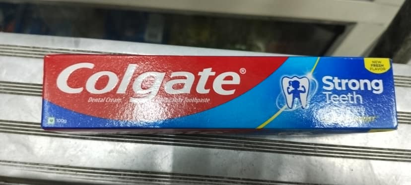 Colgate storng teeth