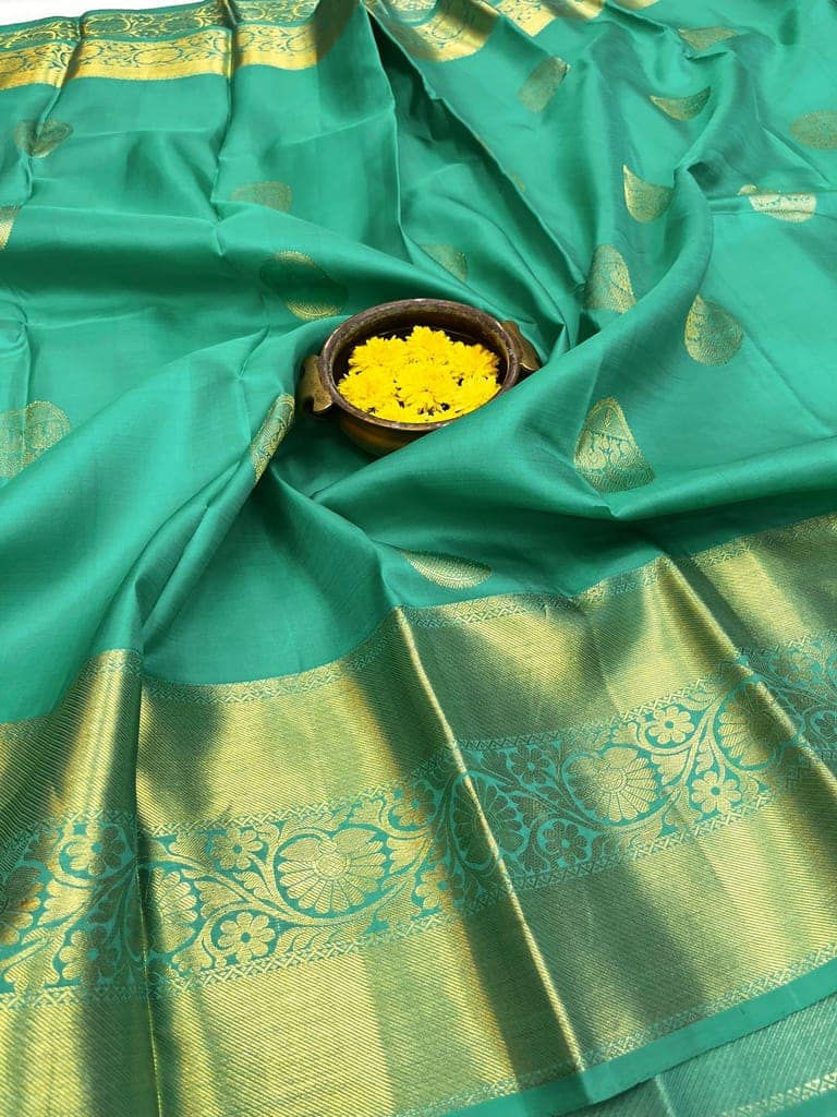 Light Green Color Pure Silk Saree Has Round Butta Design with Unstitched Blouse