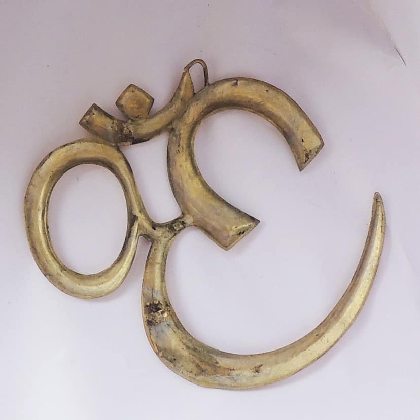 Brass Showpiece Wall Hanging Om, Height : 12.5 Inch (FMAS657 F) view 3