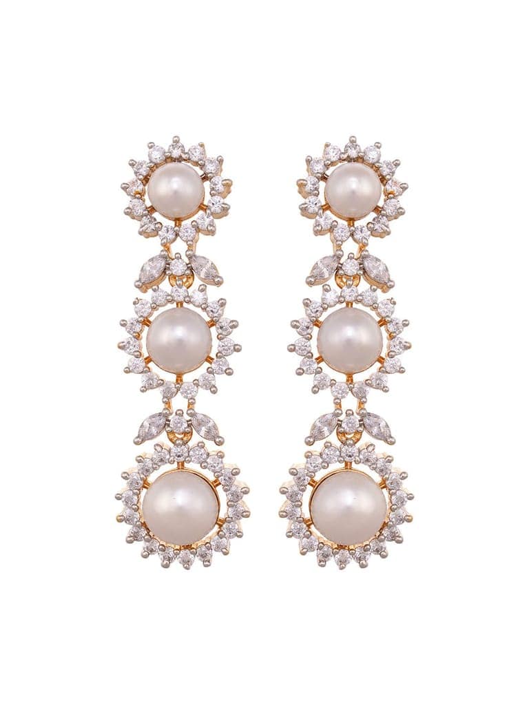 Gold Plated WhiteAD & Pearl Studded Necklace Jewellery Set view 4