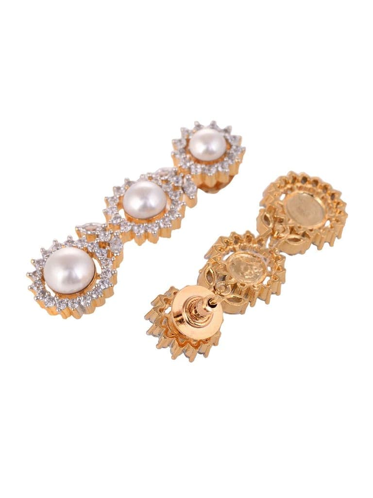 Gold Plated WhiteAD & Pearl Studded Necklace Jewellery Set view 5