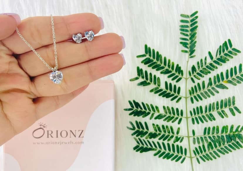 Timeless Heart Solitaire Set view 5