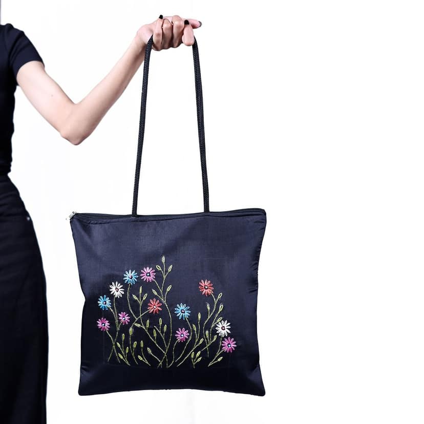 Tote handbag with Florals view 3