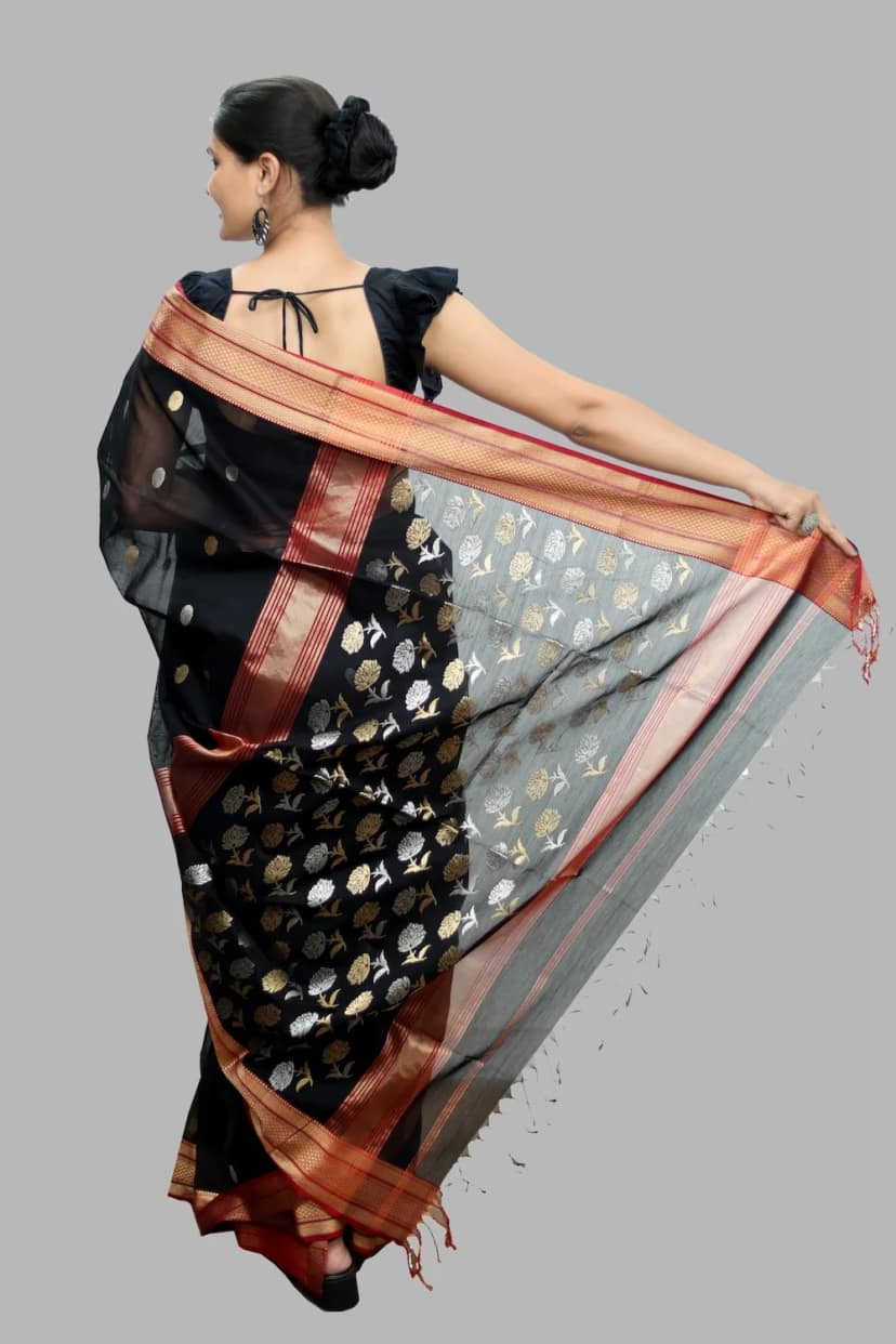 Sensuous Heritage Coin Motif Handwoven Saree With Tassels – Black view 4