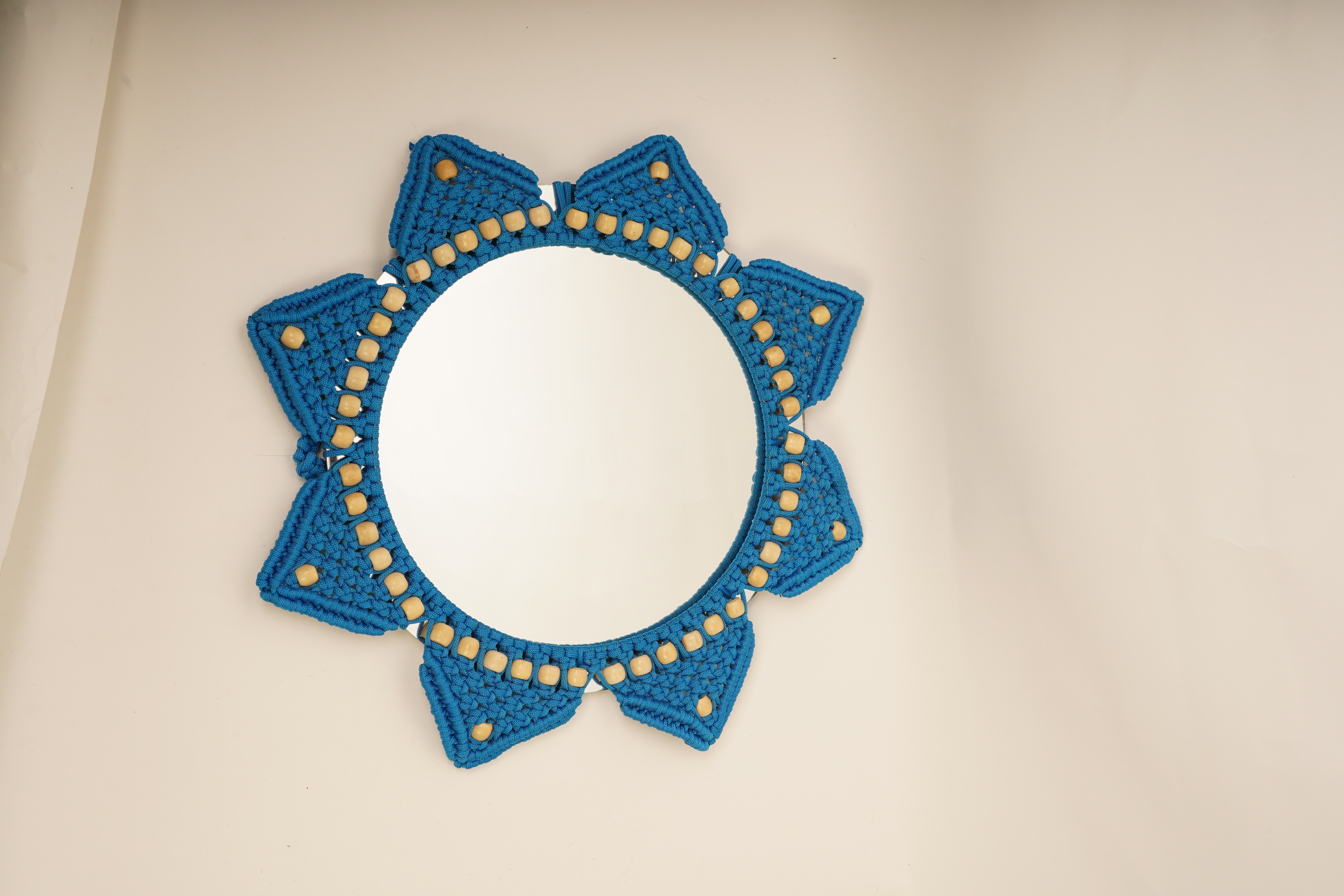 Decorative Mirror for Home, Bedroom and Wall Decoration