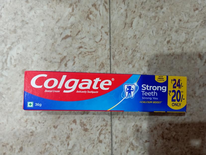 Colgate strong teeth