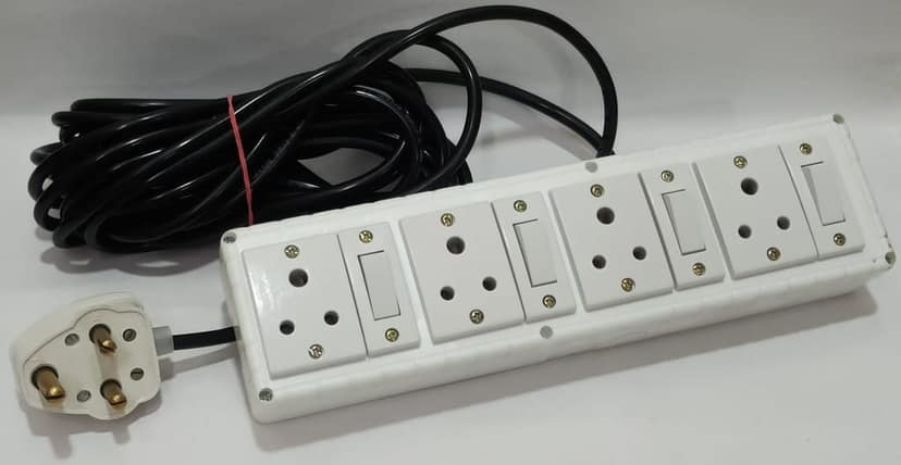 6A 4 Sockets (3 Pin Socket) & 4 Switch (Straight) Extension Box with 16A Plug & 15m Wire view 4