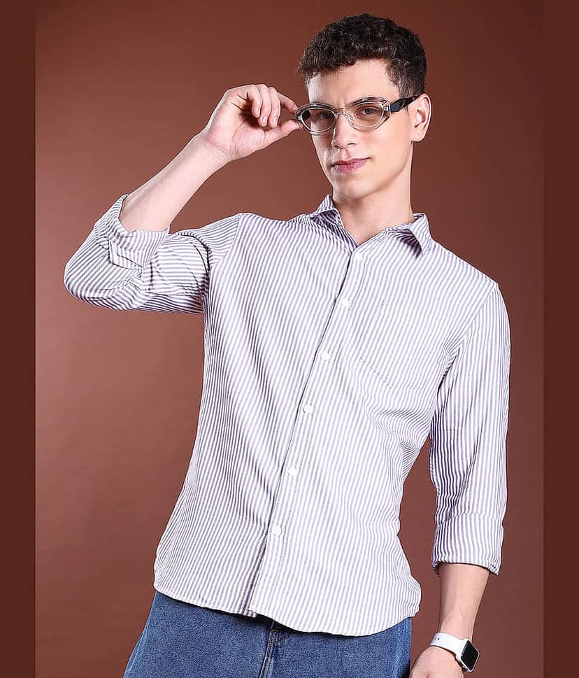 Highlander Cotton Blend Slim Fit Striped Full Sleeves Men's Casual Shirt - Lavender ( Pack of 1 )
