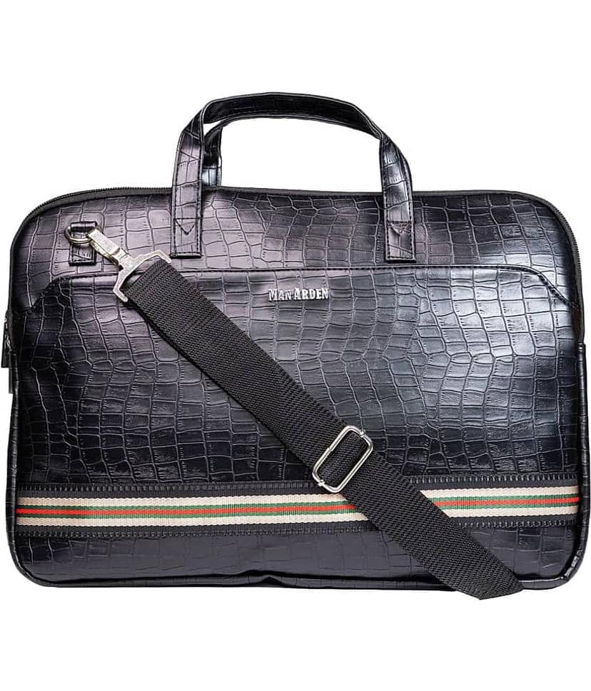 Man Arden 14 Ltrs Black Laptop Bags