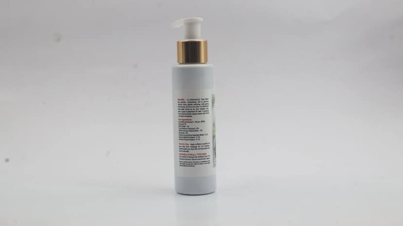 Face Wash - Charcoal view 5
