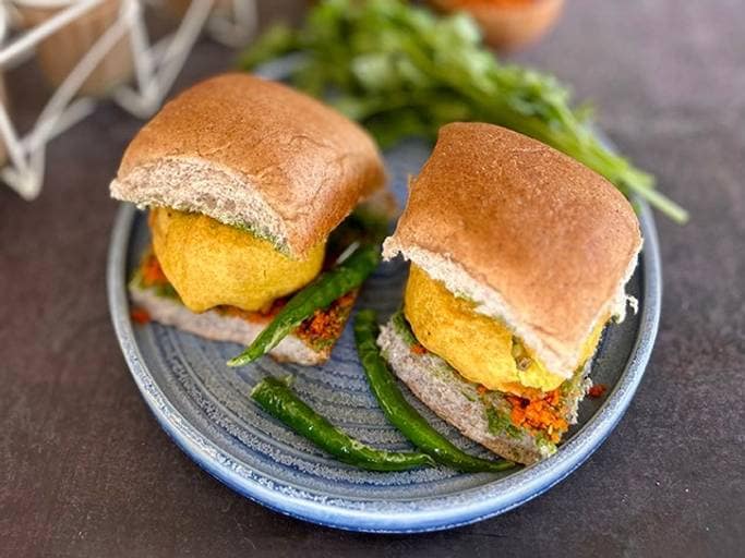 Vada pav