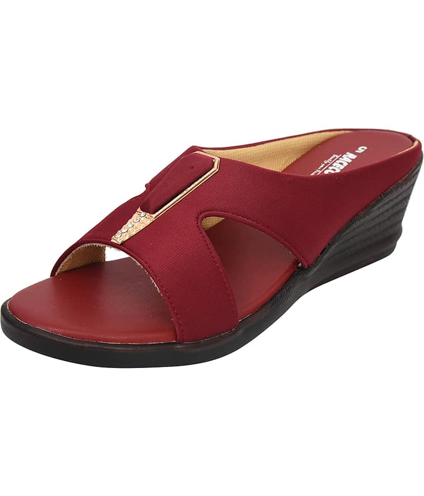 Racecourse - Maroon Women's Slip On Heels view 2