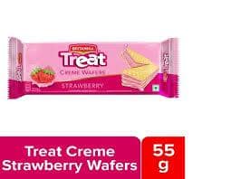 BRITANNIA STRAWBERRY CREAM WAFERS 55G