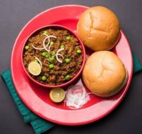 Sabji keema & pao [2 pao]