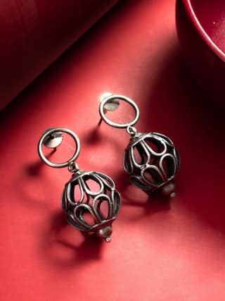 Morison Golden Fringe Earrings Playful Movement with Radiant Charm