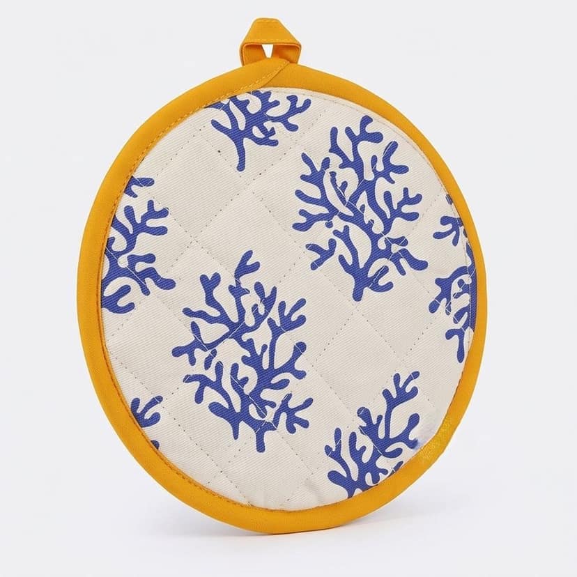 Floral Quilted Heat-Resistant Kitchen Pot Holder (Set of 2) view 4