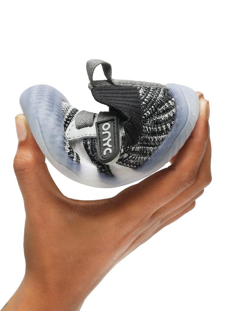 Smooth Toddlers' First Step Shoes - Black (Unisex) view 10