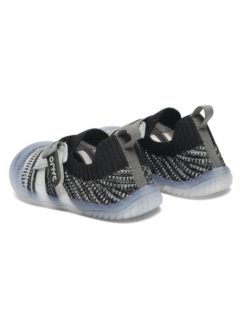Smooth Toddlers' First Step Shoes - Black (Unisex) view 6
