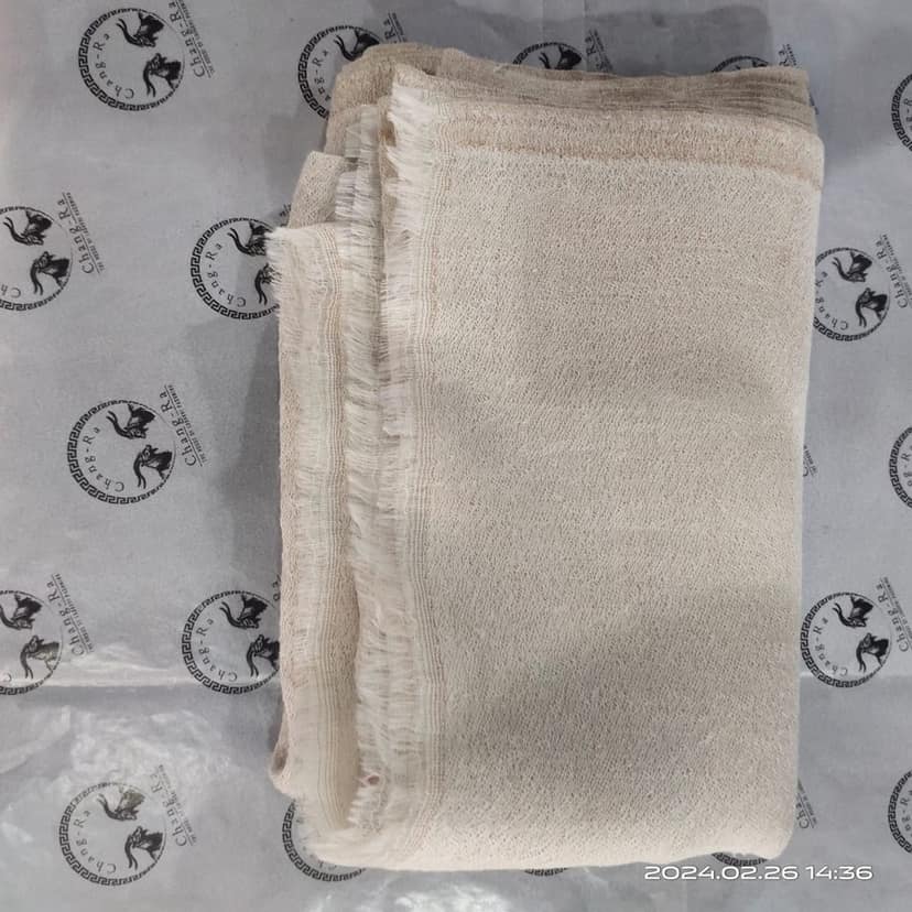 Luxurious Pashmina Scarf view 3