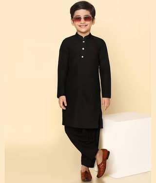 hrr Boys Cotton Blend Solid - Pattern Kurta Pyjama Set ( Black , Pack of 1 )