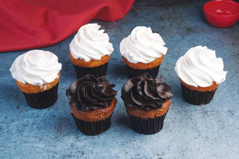 Buy 4 & get 2 free assorted cupcakes