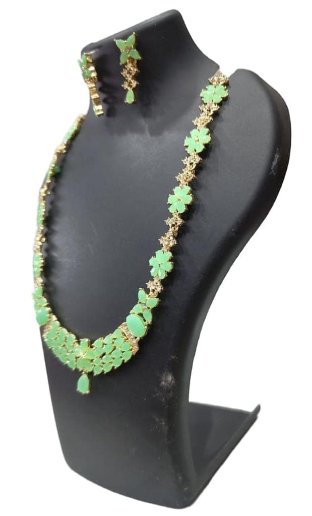 "Stunning Green Stone Necklace Set with Intricate Gold Detailing" view 3