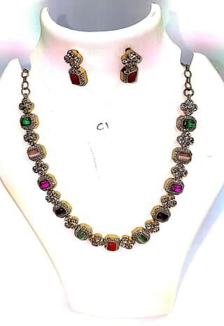Gold-plated Kundan and Meenakari Necklace Set with Earrings