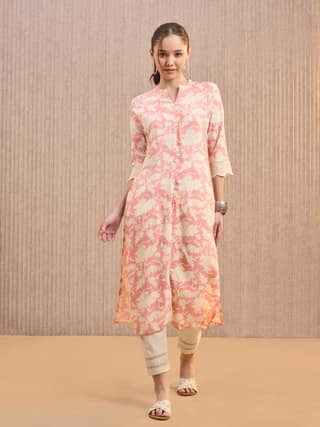 Blush Pink Viscose Printed Kurti With Lace Detailing