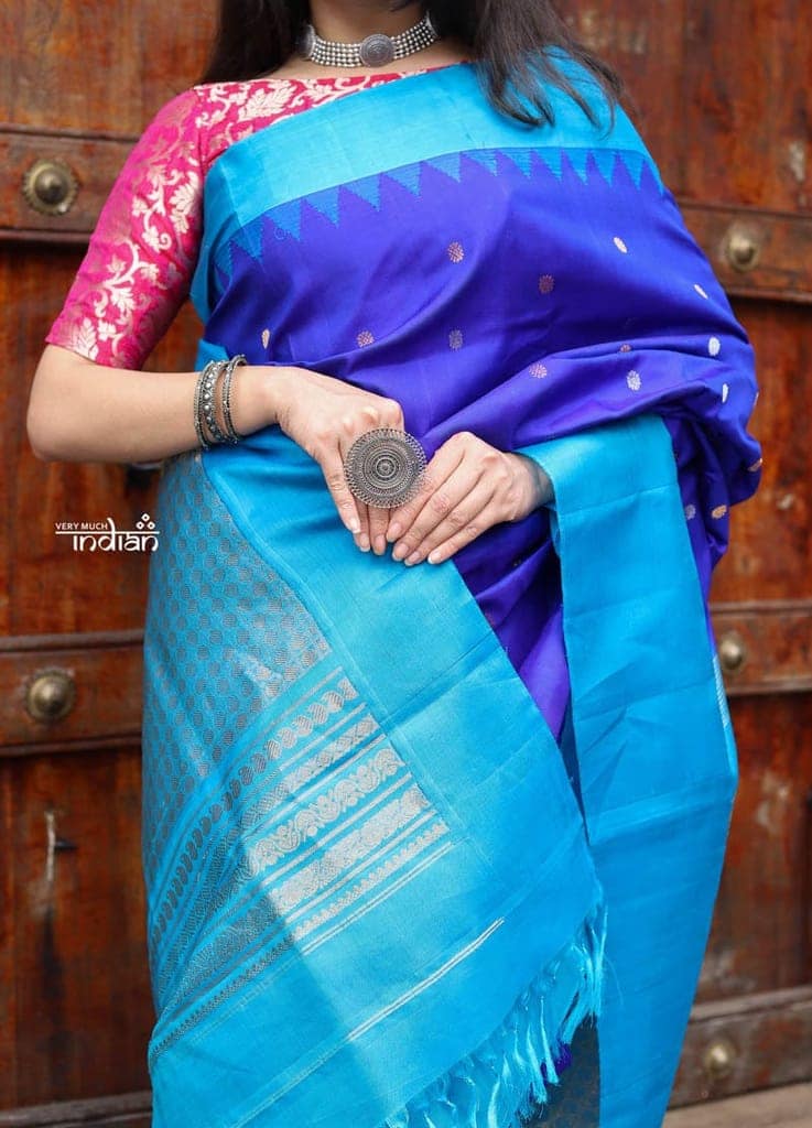 Utsaav ~ Gadwal Pure Silk Traditional Handloom Saree - Royal Blue with a Sky Blue Border, Authentic Pure Silk view 5