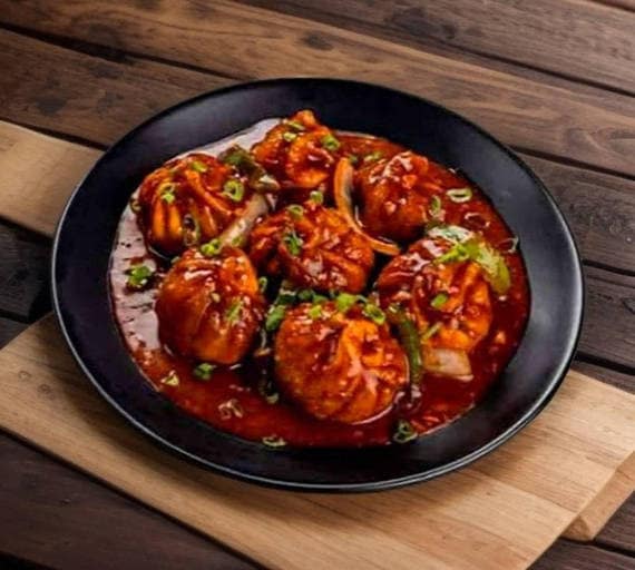 Paneer Gravy Momos