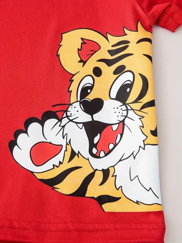 King Tiger Print Kids' Red T-Shirt & Black Shorts Set view 3