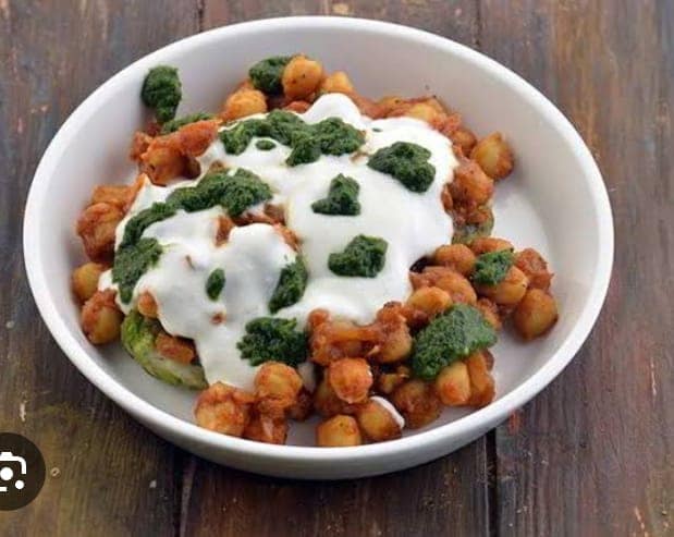 Chole tikki chaat [2 pieces]