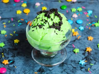 Green Pista Ice Cream (100 Gms)