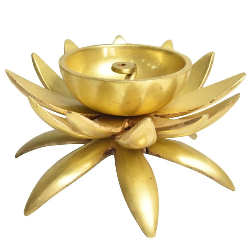 Brass Table Decor Kamal Deepak, Oil Lamp - Lotus Design Oil Lamp for Temple & Home, Height : 3 Inch (BSMAS1503 A) view 4