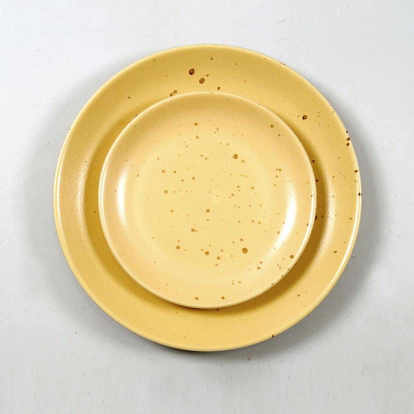 OONA FCLL HANDMADE CERAMIC DINNER PLATE YELLOW P 1016