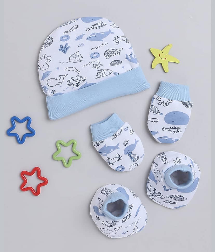 BUMZEE White & Sky Blue Boys Cotton Cap Mitten Bootie Set Age - 0-3 Months