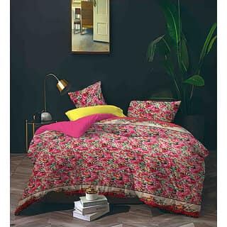 Black Bee Pink Flowers Print On Pinkbase Double Bedsheet With 2 Pillow Covers (208 X 213 Cm)(Bs8-02)