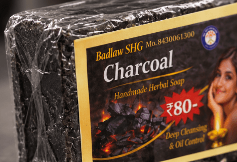 Charcoal Herbal Soap for Deep Cleansing and Everyday Bath Care view 2