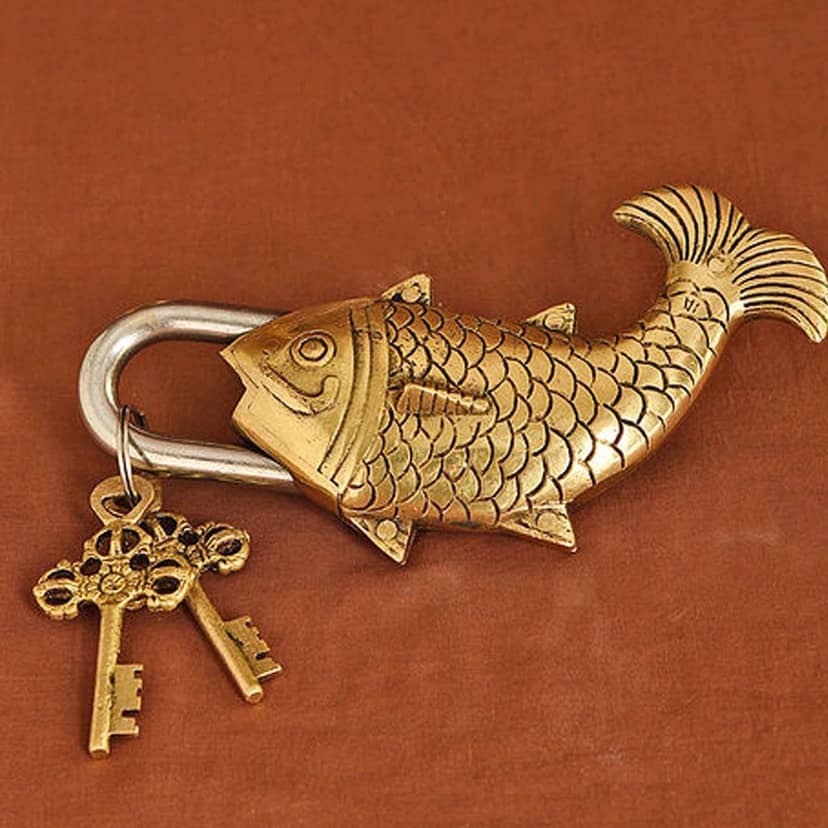 Brass Showpiece & Working Fish Shape Lock (BSMAS1486 A) view 2