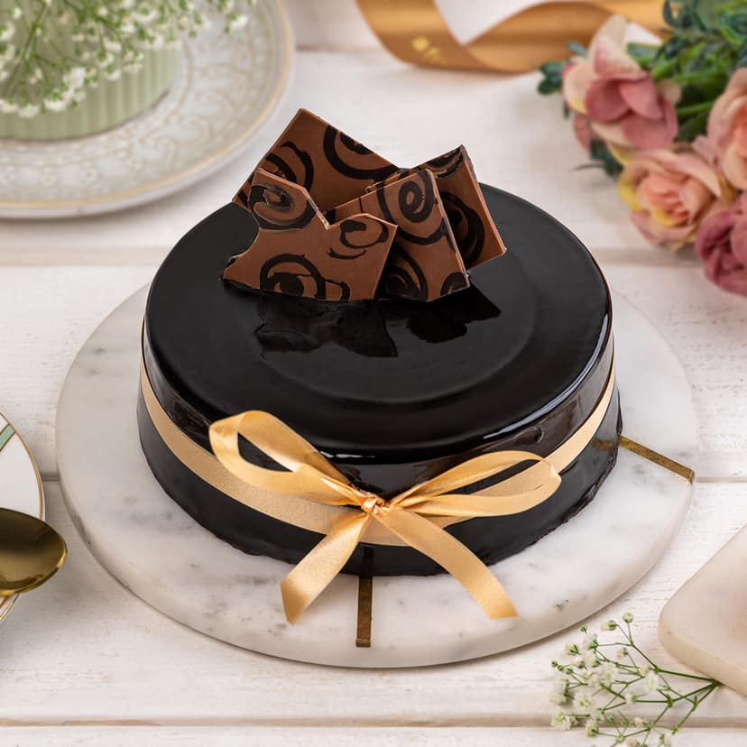 Decorated Chocolate Truffle Cake Half Kg view 5