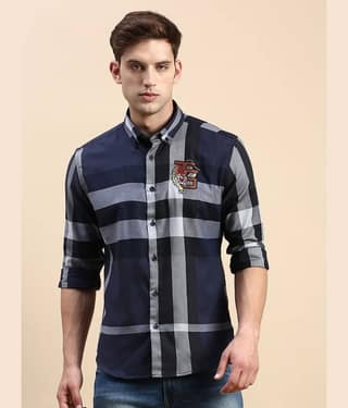 Showoff Cotton Blend Regular Fit Checks Full Sleeves Men's Casual Shirt - Navy Blue ( Pack of 1 )