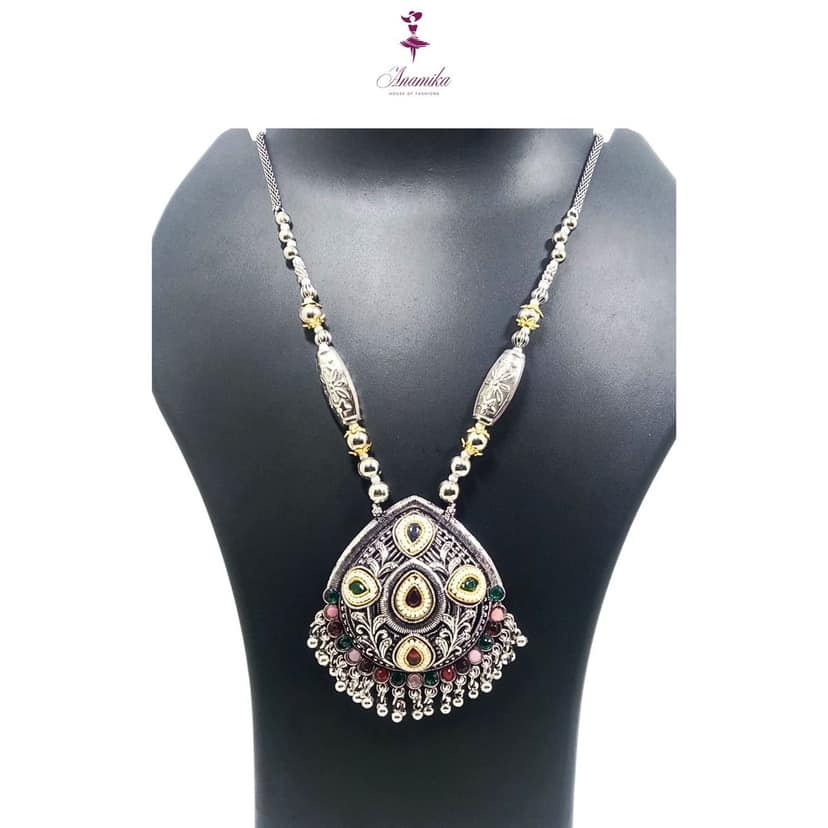 ANAMIKA Luxury Handcrafted Necklace Jewellery Set with Ear Rings, Oxidized, Oval Pendant, Red and Green view 3