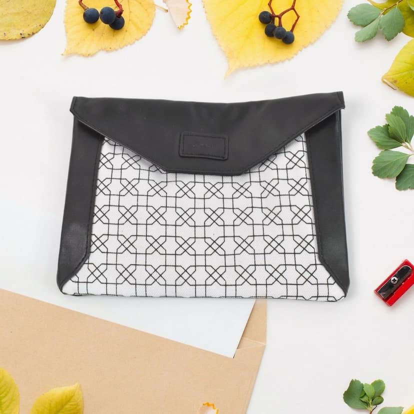 Multipurpose Pouch With Magnetic Lock(1 Pc / 19×14 Cm) view 6