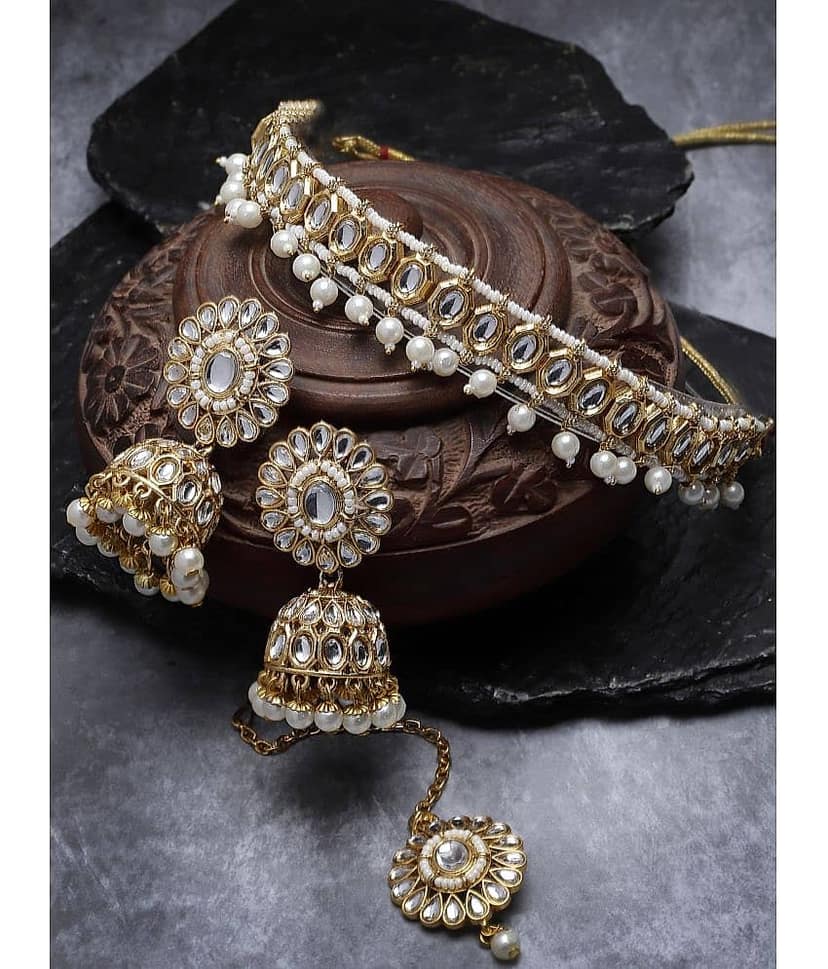Sukkhi White Alloy Necklace Set ( Pack of 1 )