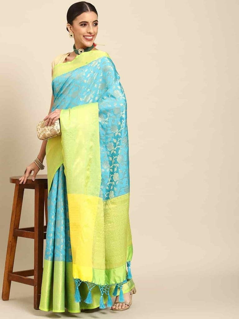 Women's Brocade Soft Silk Zari Woven Saree With Unstiched Blouse Piece view 2