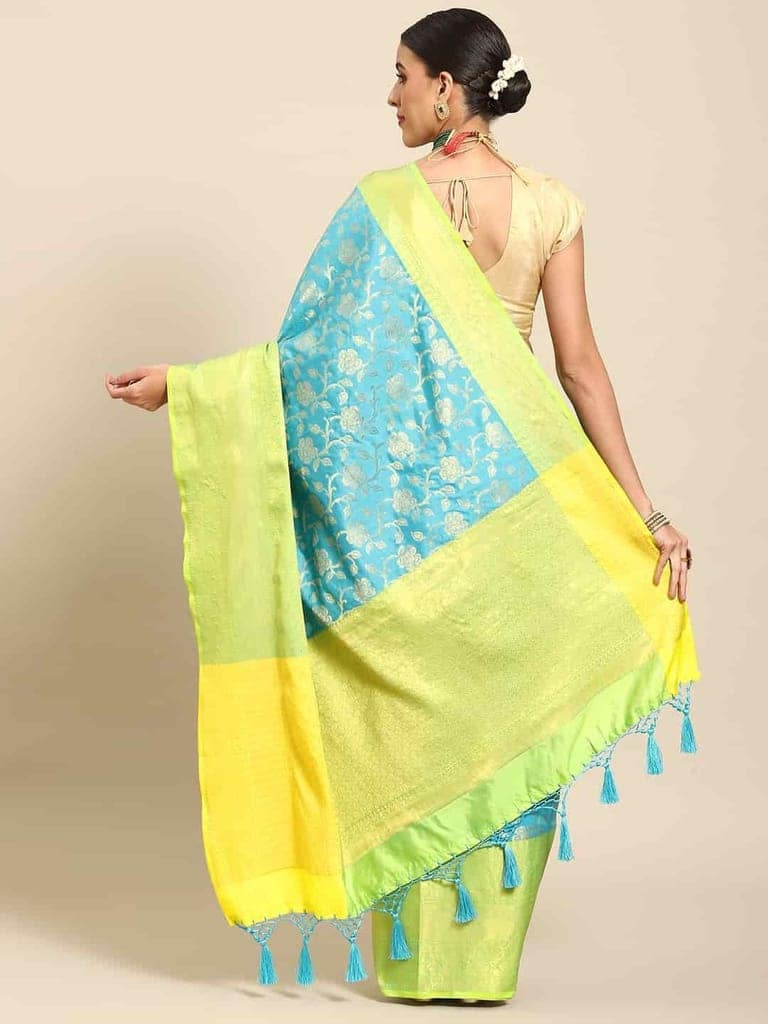 Women's Brocade Soft Silk Zari Woven Saree With Unstiched Blouse Piece view 3