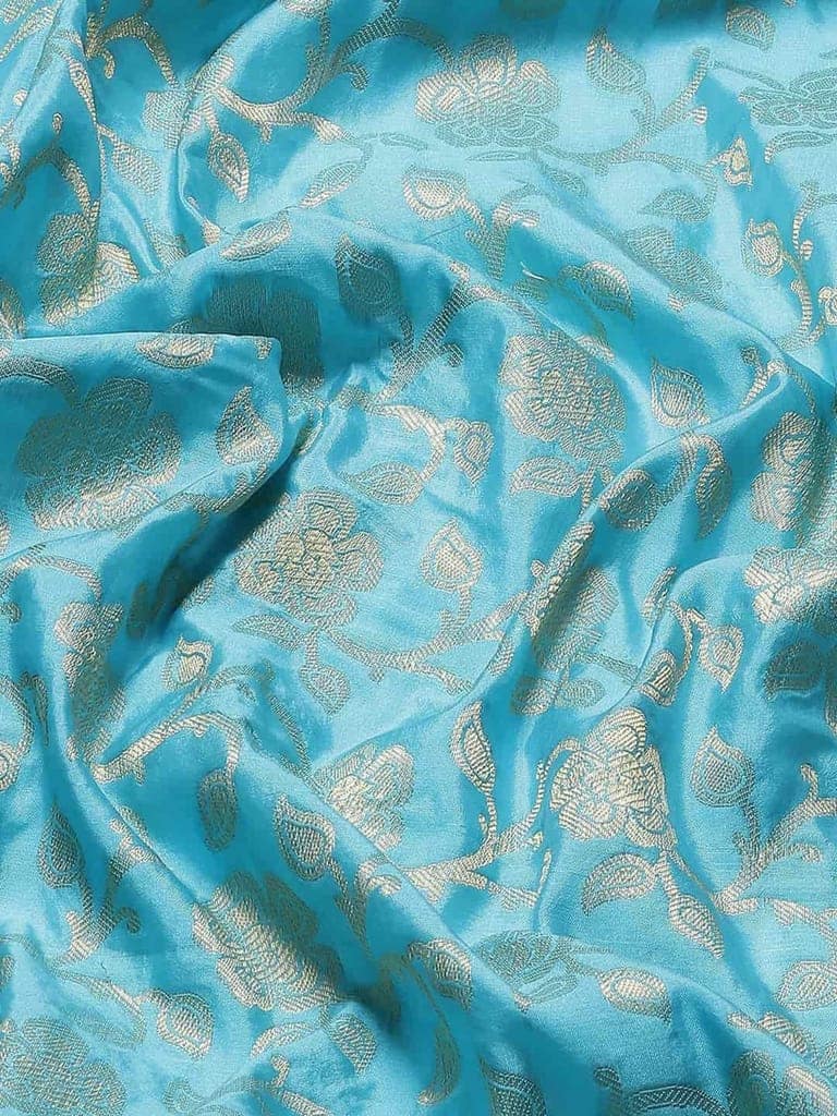 Women's Brocade Soft Silk Zari Woven Saree With Unstiched Blouse Piece view 6