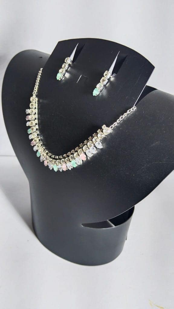 Elegant Rhinestone Necklace and Earring Set view 3